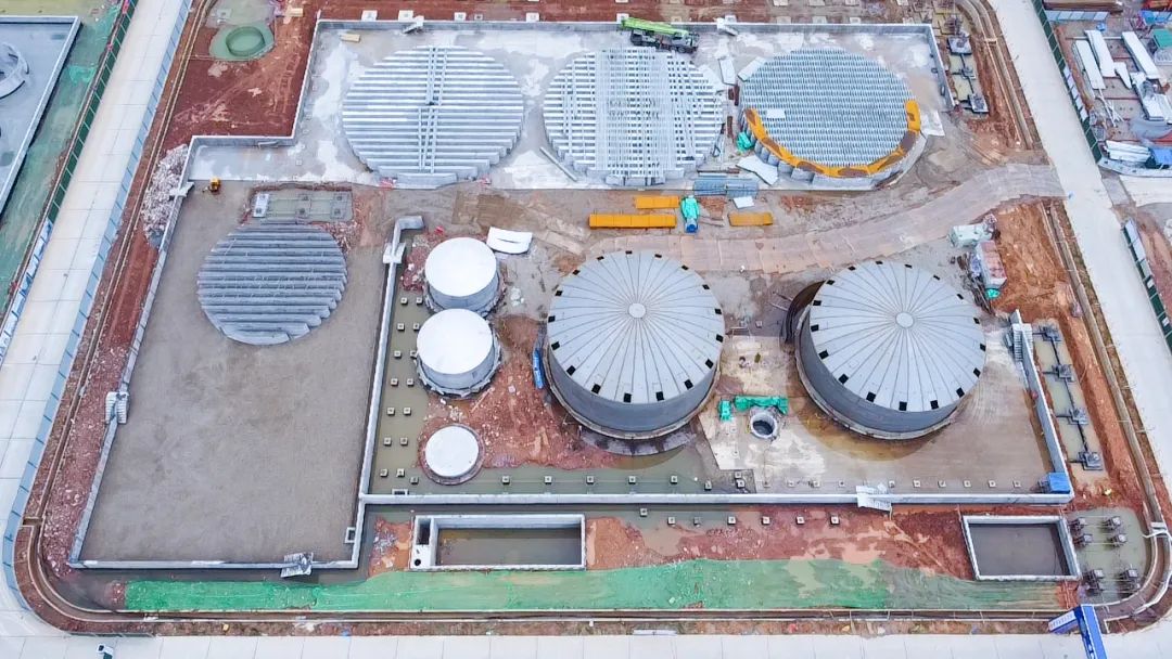 爭春提速！磷化工項目首個建筑單體封頂(圖3)