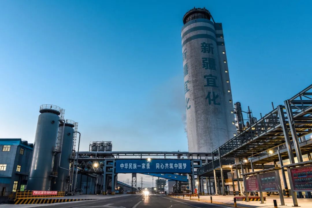 夜幕下的新疆宜化，有著別樣風(fēng)情(圖12)