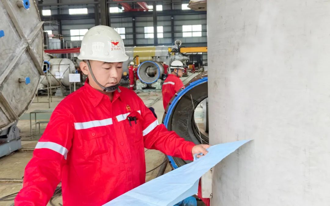 【宜化榜樣】化機(jī)公司杜國圣：加強(qiáng)班組管理，用實(shí)干詮釋擔(dān)當(dāng)(圖4)